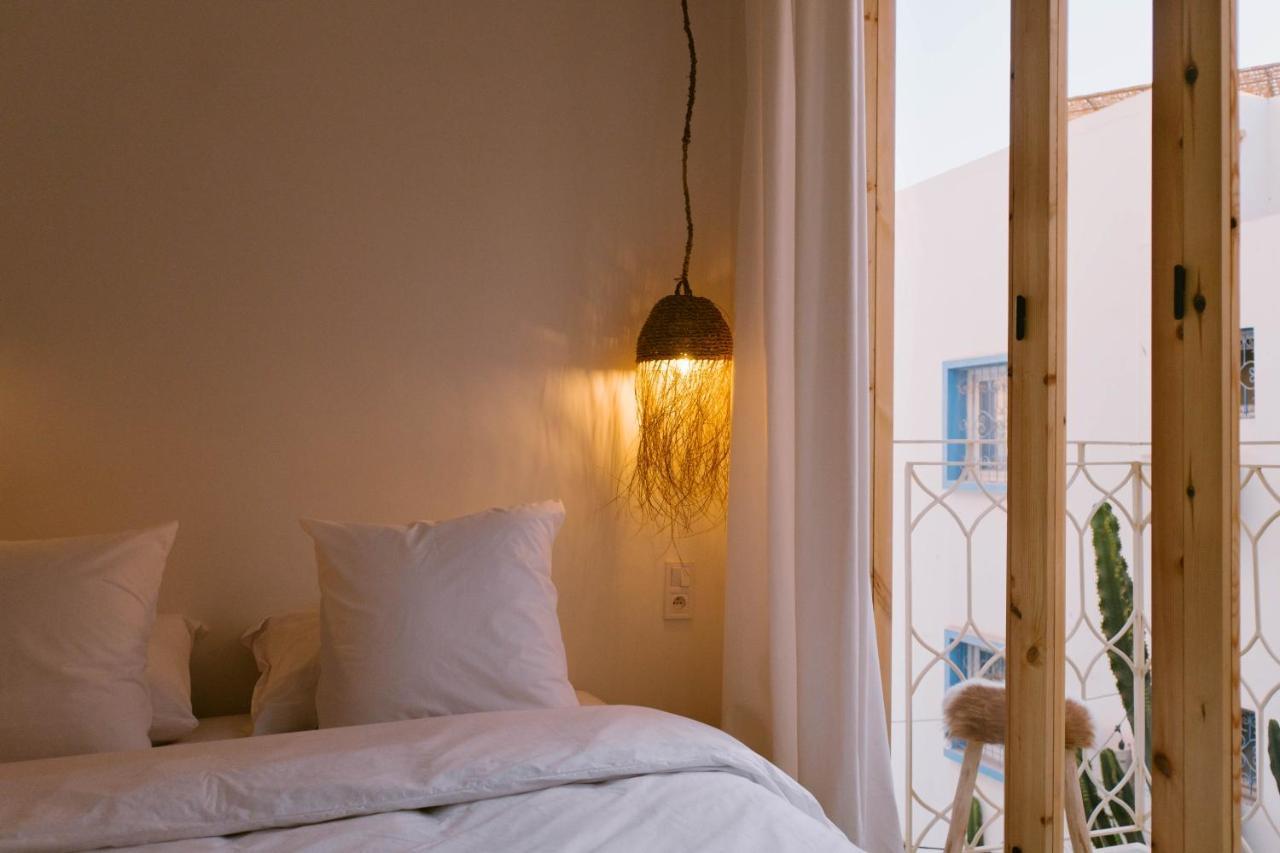 Blue Waves Boutique Hostel Tamraght 外观 照片